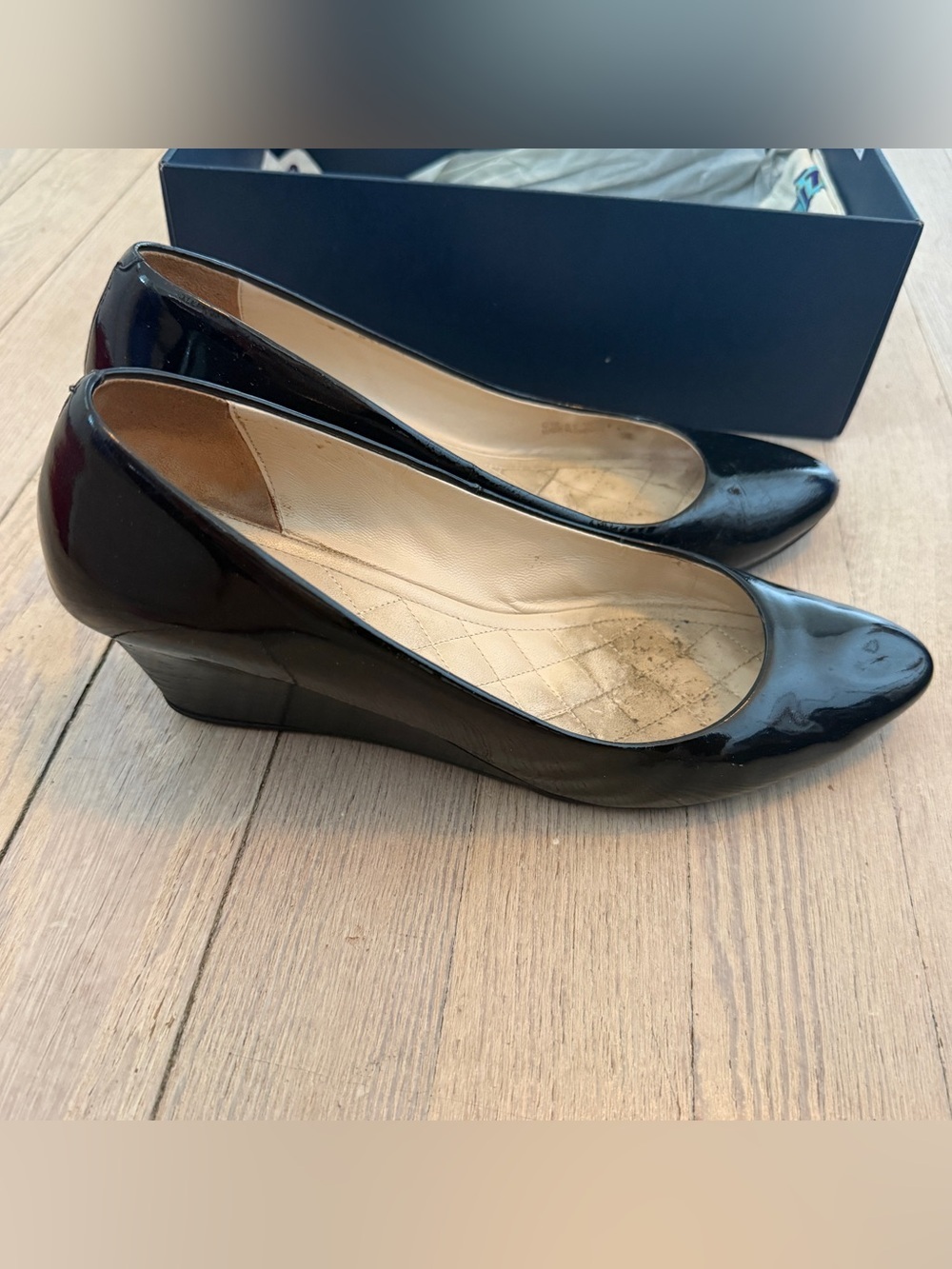 COLE HAAN Women’s Tali Luxe 65mm Black Patent Leather Wedge Pumps Size 8.5B